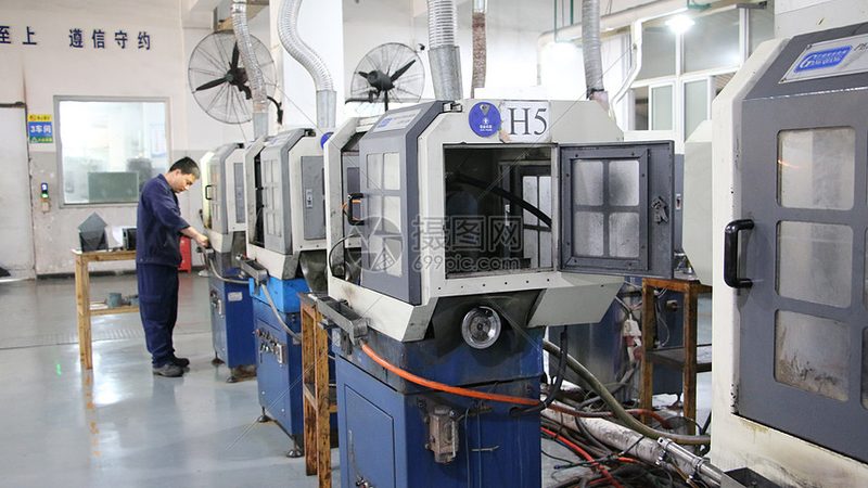 成都数控车床价格解析：揭秘影响价格的关键因素