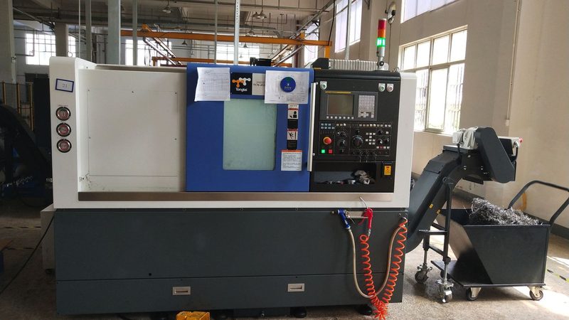 模具加工摇臂钻床选型要点解析**